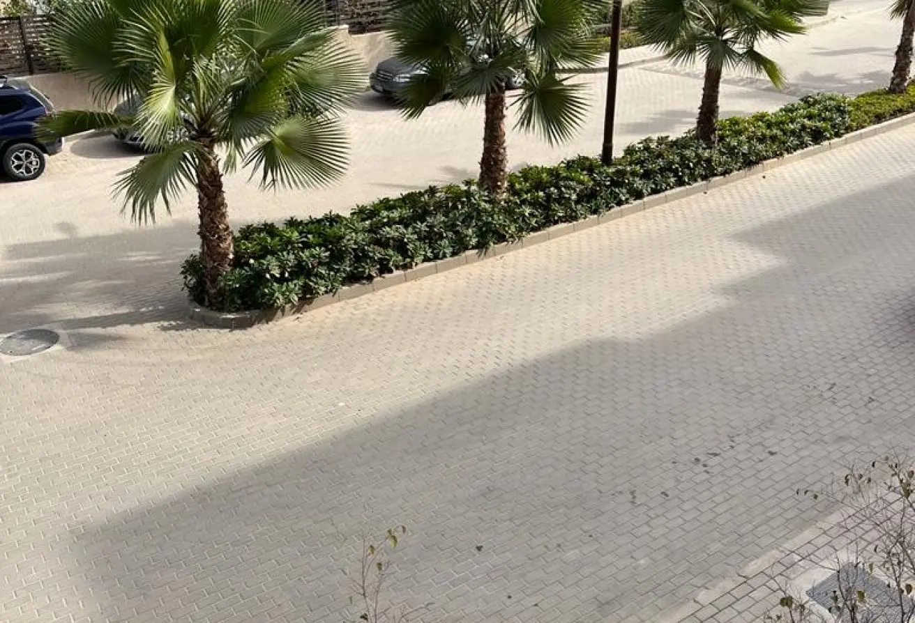 Luxury Green Five Apartment Ultra Super Lux